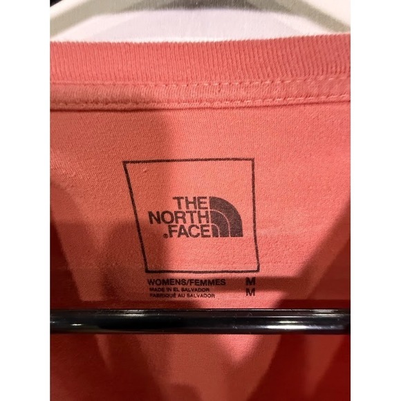 The North Face T-Shirt Womens M Pink Short Sleeve Cotton Crew Neck Outdoor - Picture 3 of 5